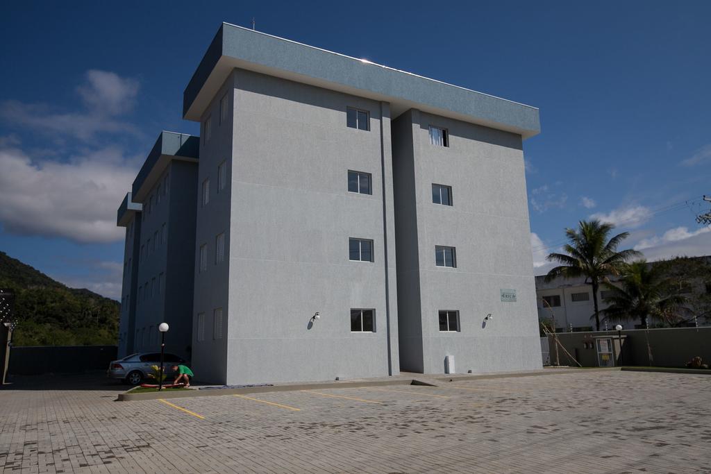 Apartamento Erica Itagua Proximo Da Praia Grande Ubatuba Εξωτερικό φωτογραφία